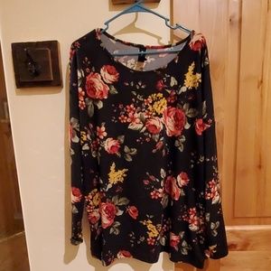 Agnes & Dora Urban Pullover. XL